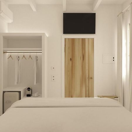 Llonga'S 7Th Hotell Ciutadella  Exteriör bild